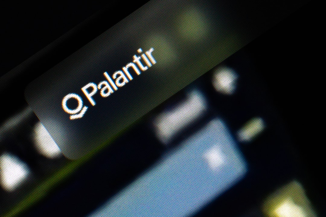Palantir logosu